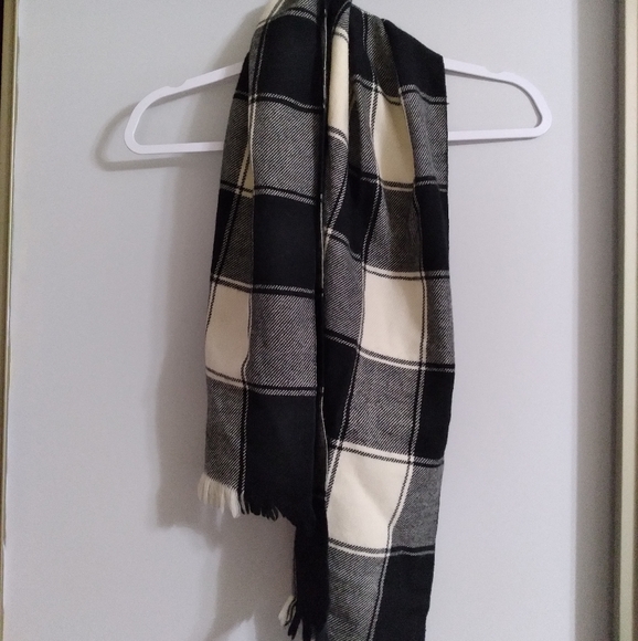 Made In France Wool Checkered Plaid Fringe Casual Business Scarf - Picture 1 of 3